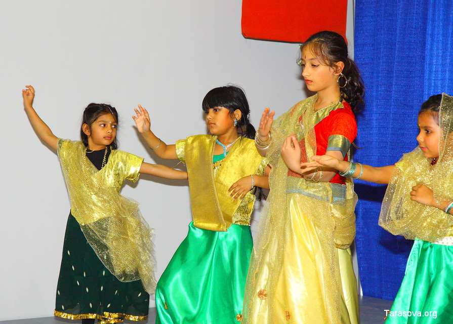  Индийский  танцевальный коллектив  Urvasi Dance Ensemble Classical Odissi