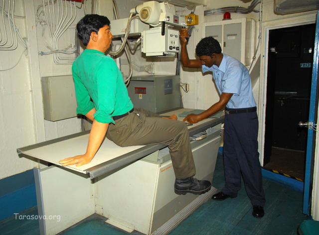 Рентген-кабинет на авианосце