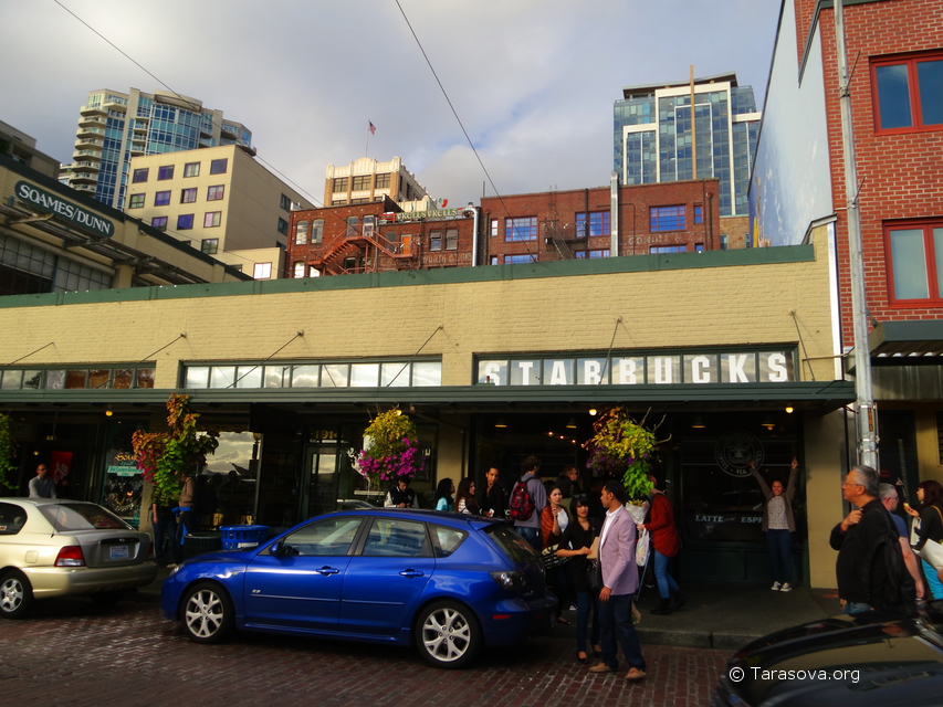Первая кофейня Starbucks открыта на территории Pike Place Market
